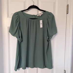 NWT Loft Size Large Light Green Puff Sleeved Blouse